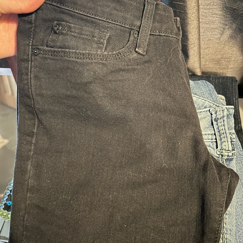 Levi's Classic Black Flare Jeans - Picture 3 of 4